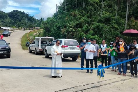 OPAPRU turns over major PAMANA projects in Silvino Lobos.